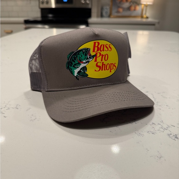 Bass Pro Shops Gray Trucker Hat NWT - Picture 2 of 7